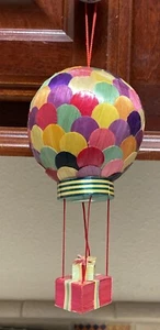 Vintage Christmas Hot Air Balloon Paper Layers colorful Ornament - Picture 1 of 2