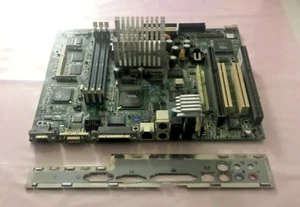 (VINTAGE) COMPAQ Motherboard TPN10-01 SOCKET 7 PS/2 AMD K6-2 +Heat Sink - Picture 1 of 4