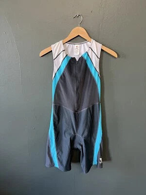 Jersey de ciclismo TYR para mujer negro sin mangas 1/2 cremallera talla grande Foto 1 de 3