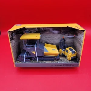 Volvo P6820D 1:43 Asphalt Pavers Die Cast - plastic Volvo DD25B 1:38 Road Roller - Picture 1 of 5