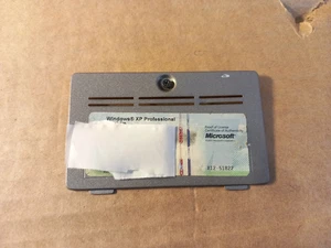 Windows XP Professional Product Key Echtheitszertifikat verkauft auf DELL SPEICHERABDECKUNG - Bild 1 von 4