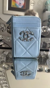 Chanel Light Blue Wallet  - Bild 1 von 6