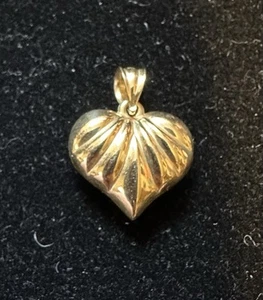 14k Gold Puffy Heart Pendant - Picture 1 of 8