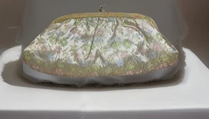 Bolso sin asas cosmético floral vintage con bloqueo de beso años 50 - Imagen 1 de 10