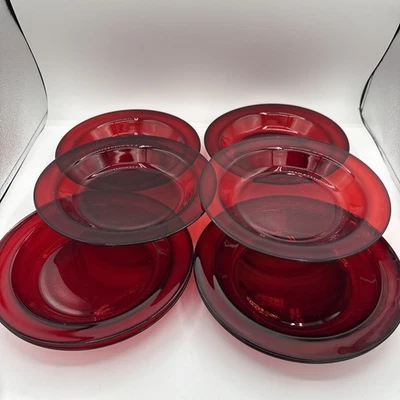 Tazón de pasta/ensalada/sopa con borde de vidrio transparente rojo rubí Arcoroc France 8,5" cantidad a elección Foto 1 de 4