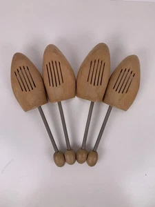 (2 paia) Alberi per scarpe vintage NEVCO in legno made in West Germany 8-9 primavera - Foto 1 di 4