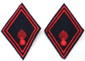 WWII Französische Armee Kragen Abzeichen Rot Schwarz Filz Patch Paar P2508 - Bild 1 von 6