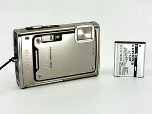 Olympus Mju 1030 SW 10,1 megapixel fotocamera digitale - argento - testata - Foto 1 di 12
