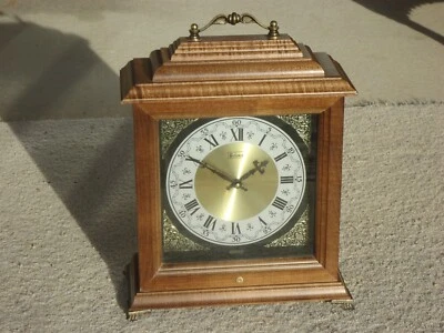 Reloj de manto Bulova Portsmouth para exhibición o piezas Foto 1 de 4