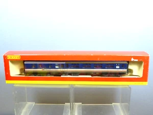 HORNBY MODEL R4154 BR NSE Mk.2A "17057" 1st CLASS BRAKE COACH "WEATHERED" MIB - Bild 1 von 2