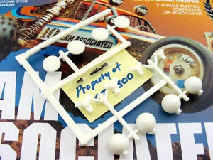 Team Associated RC10 Classic 40th White Lamps Light Buckets & Wheel Knock Offs ! - Picture 1 of 4