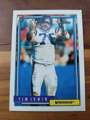 Tim Irwin - Minnesota Vikings Tackle - Topps NFL 1992 Card #39 - Image 1 of 2