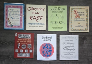 Lot of 7 Books on Calligraphy, Decorative Alphabets, Medieval Alaphets / Designs - Picture 1 of 17