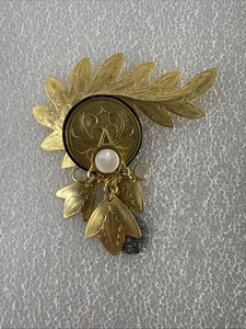 Vintage Brooch Collectors - Picture 1 of 11