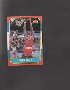 1986 Fleer #40 SIDNEY GREEN ***Rookie Card*** - Picture 1 of 2