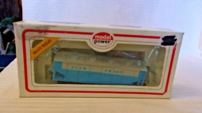 HO Scale Model Power, 2 Bay Hopper, Jack Frost Cane Sugar, Blue, #320 BNOS - Image 1 of 3