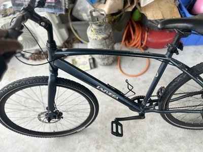 Univega 700C VIAJE DE FIN DE SEMANA 2.0 PASO A PASO Foto 1 de 4