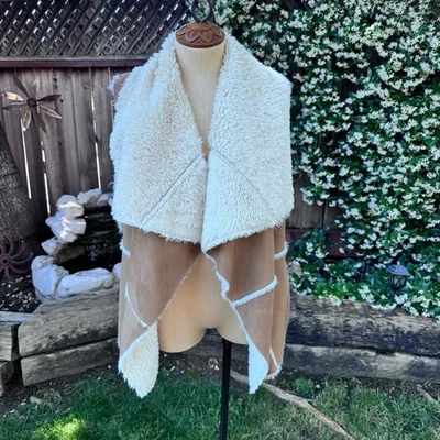 Xhilaration Vest Women's Faux Suede Leather Shearling Tan Brown Size Medium - Image 1 of 4