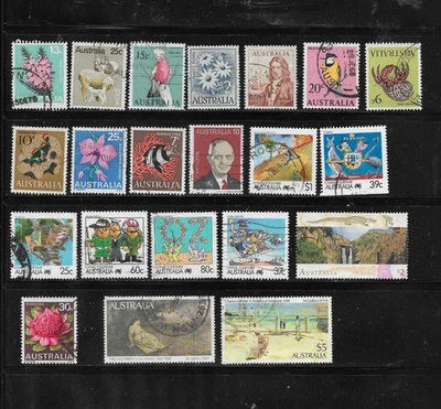 64 Used Australia Stamps - Image 1 of 3
