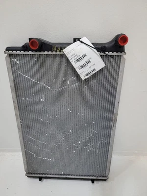 2009-2017 VOLKSWAGEN CC 2.0L Radiator 5K0121251AA 09-17     Foto 1 de 4