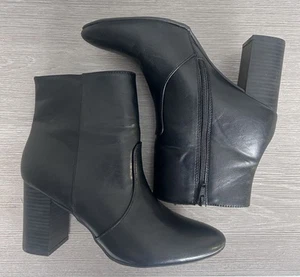 Old Navy Blackjack Ankle Booties Block Heels Size 8 - Picture 1 of 9