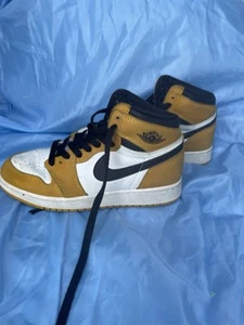 Big Kid's Jordan 1 Retro High OG Yellow Ochre/Black-Sail (FD1437 701) Size 5Y - Picture 1 of 11