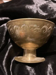 Vintage/Antique Small Brass Offering Bowl Etched - Picture 1 of 6