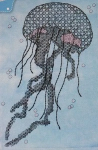 Punto de Cruz "MEDUSAS NEGRAS" patrón ~ océano, marino, tentáculos - Imagen 1 de 1