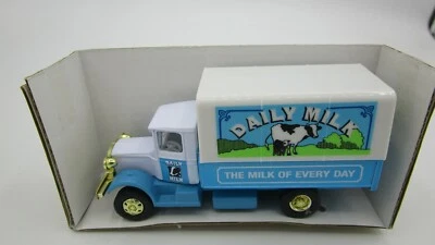 Молочный грузовик Golden Wheels Daily No 5824 - Изображение 1 из 3