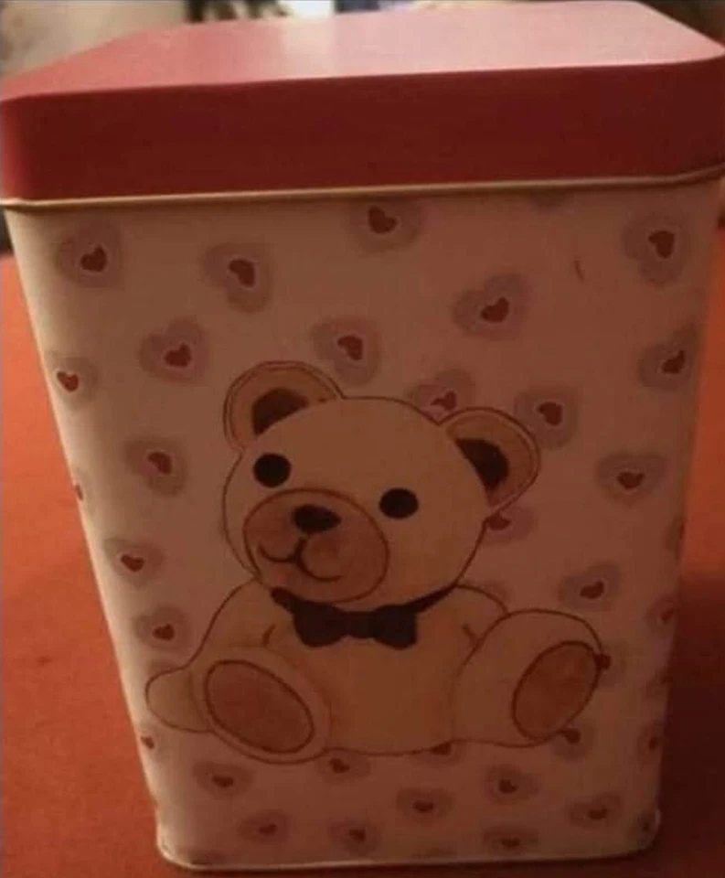 Scatola latta Teddy Thun mai usata fuori produzione - Immagine 1 di 1