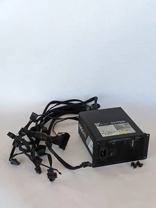 Corsair RM750i 750Watt 80 PLUS Gold AC Netzteil RPS0008 CP-9020082 GETESTET - Bild 1 von 8