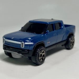 Camioneta camioneta Rivian R1T a escala 1:64 diecast EV modelo diorama azul - Imagen 1 de 10