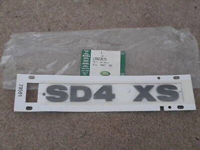 NUOVO ORIGINALE LAND ROVER FREELANDER 2 " SD4 XS " DISTINTIVO GRIGIO LR023675 - Immagine 1 di 4