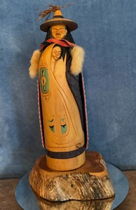 Northwest Coast Alaska Carving, Native American Woman & Baby- Signed, Vic Yeada - Picture 1 of 24