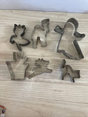 VTG Lot of 6 Varieties Halloween Christmas & More Tin Metal Cookie Cutters Rare - Image 1 of 4