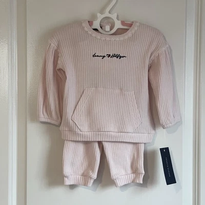 Tommy Hilfiger Conjunto Bebé Niña 2 Piezas Rosa Acanalado Jogger Set 6-9M Nuevo con Etiquetas Foto 1 de 4