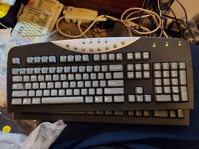 GATEWAY SK-9920 BLACK AND SILVER PS-2 KEYBOARD, VERY GOOD - Image 1 of 4