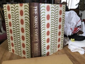 SWISS FAMILY ROBINSON 1963 SPECIAL EDITION BOXED BOOK - Picture 1 of 10