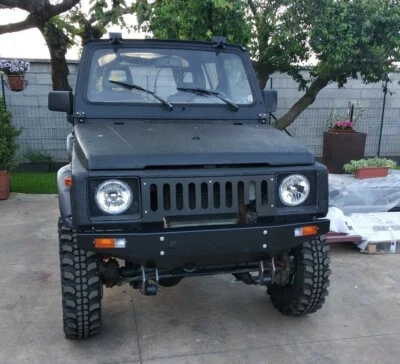 Paraurti Suzuki Samurai Santana Sj 410-413 Uso Gravoso GREZZO DA VERNICIARE - Image 1 of 4