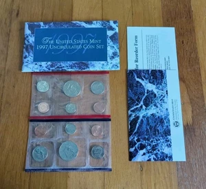 NEW 1997 United States Mint Uncirculated Coin Set US w/ Envelope - Picture 1 of 2