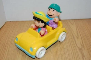 VINTAGE PEANUTS LUCY & LINUS 2.5" FIGURES-1952-1966-UNITED FEATURE SYNDICATE-EX - Picture 1 of 1