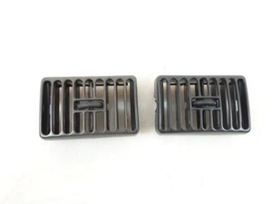 Jeep TJ Wrangler Outer Dash Heater AC Vents 1997 1998 1999 2000 2001 2002 81110 - Picture 1 of 24