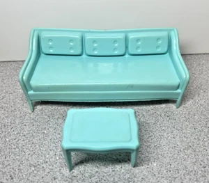 Vintage MCM Kunststoff Puppenstubenmöbel AQUA Sofa und passender Couchtisch - Bild 1 von 9