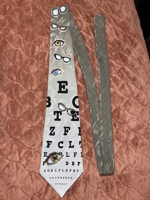 Corbata de optometrista A Rogers Designs para hombre con corbata de ojos gráfico de letras E marcos de gafas Foto 1 de 2