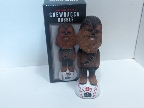 Chewbacca Chewie Cincinnati Reds Star Wars Theme Night Package Bobblehead NIB Cover