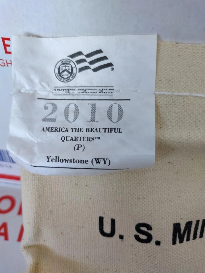 2010 P Yellowstone National Park $25 Quarter sealed Bag 100 coins YW2 2,5 rolls - Image 1 of 1