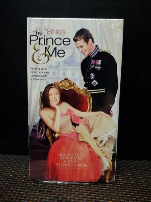 The Prince And Me VHS 2004 Julia Stiles  - Image 1 of 4