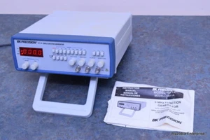 BK PRECISION 4011A 4011 GENERATORE DI FUNZIONI 5 MHZ - Foto 1 di 12