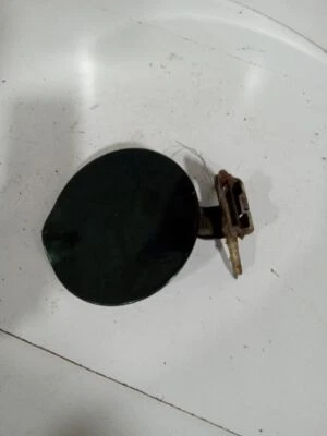 Puerta de llenado de combustible usada se adapta a: 2003 Gmc Envoy XL grado A Foto 1 de 4