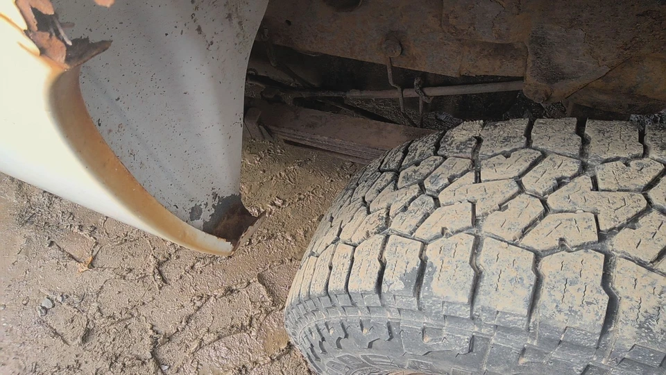 09 CHEVY SILVERADO 2500 Leaf Spring Rear - Image 1 of 1